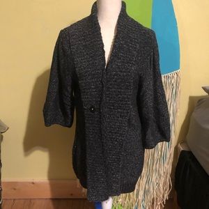 Peter Nygard one button sweater